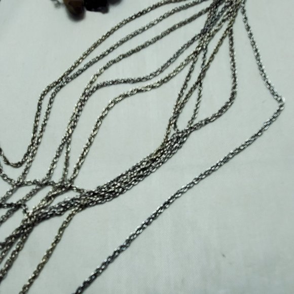 Gimmicks quartz stone silver chain collar with layered chain necklace - Picture 5 of 8
